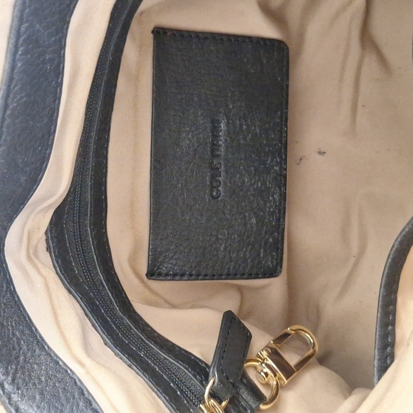 Cole Haan Black Leather Shoulder Bag Handbag - Picture 8 of 8